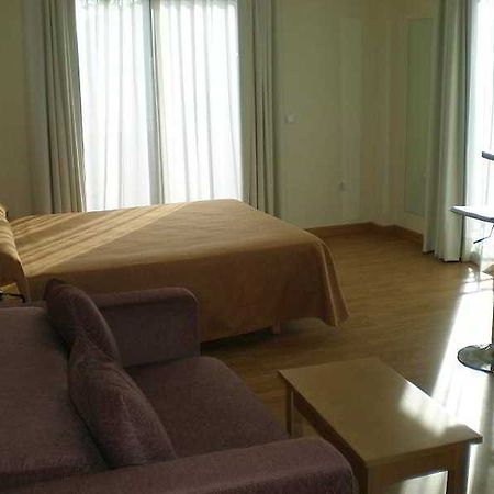Axarquia Beach Hotel Almayate Bajo Habitación foto